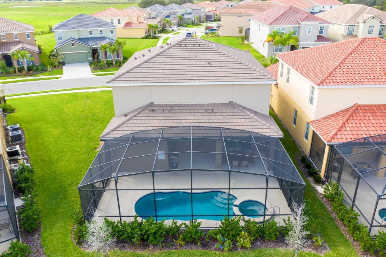 Holiday home Gorgeous 5 Bd W/ Pool Close To 6071