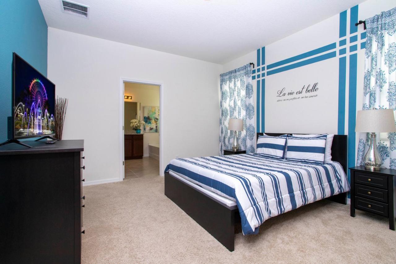 Gorgeous 5 Bd W/ Pool Close To 6071 * Davenport
