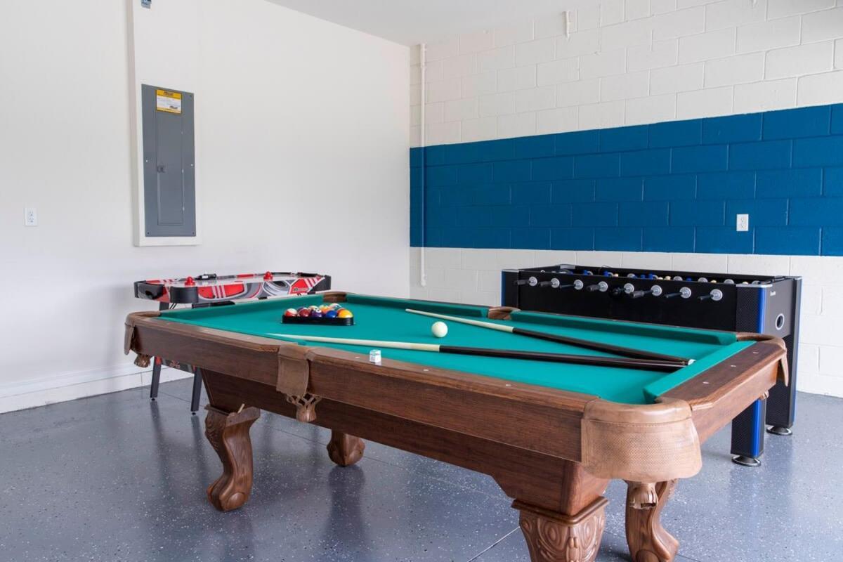 Gorgeous 5 Bd W/ Pool Close To 6071